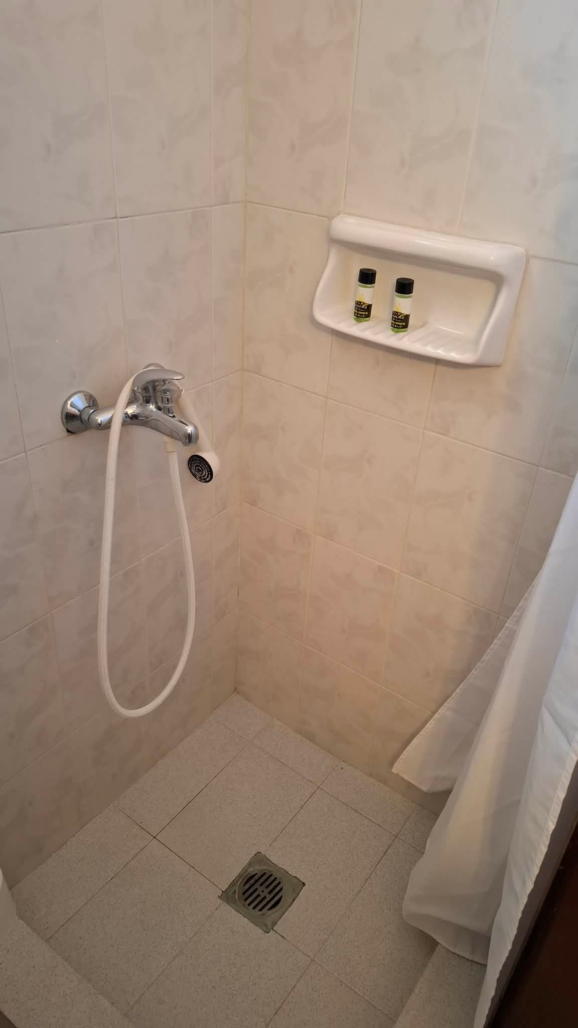 Room Number 4 Interiors