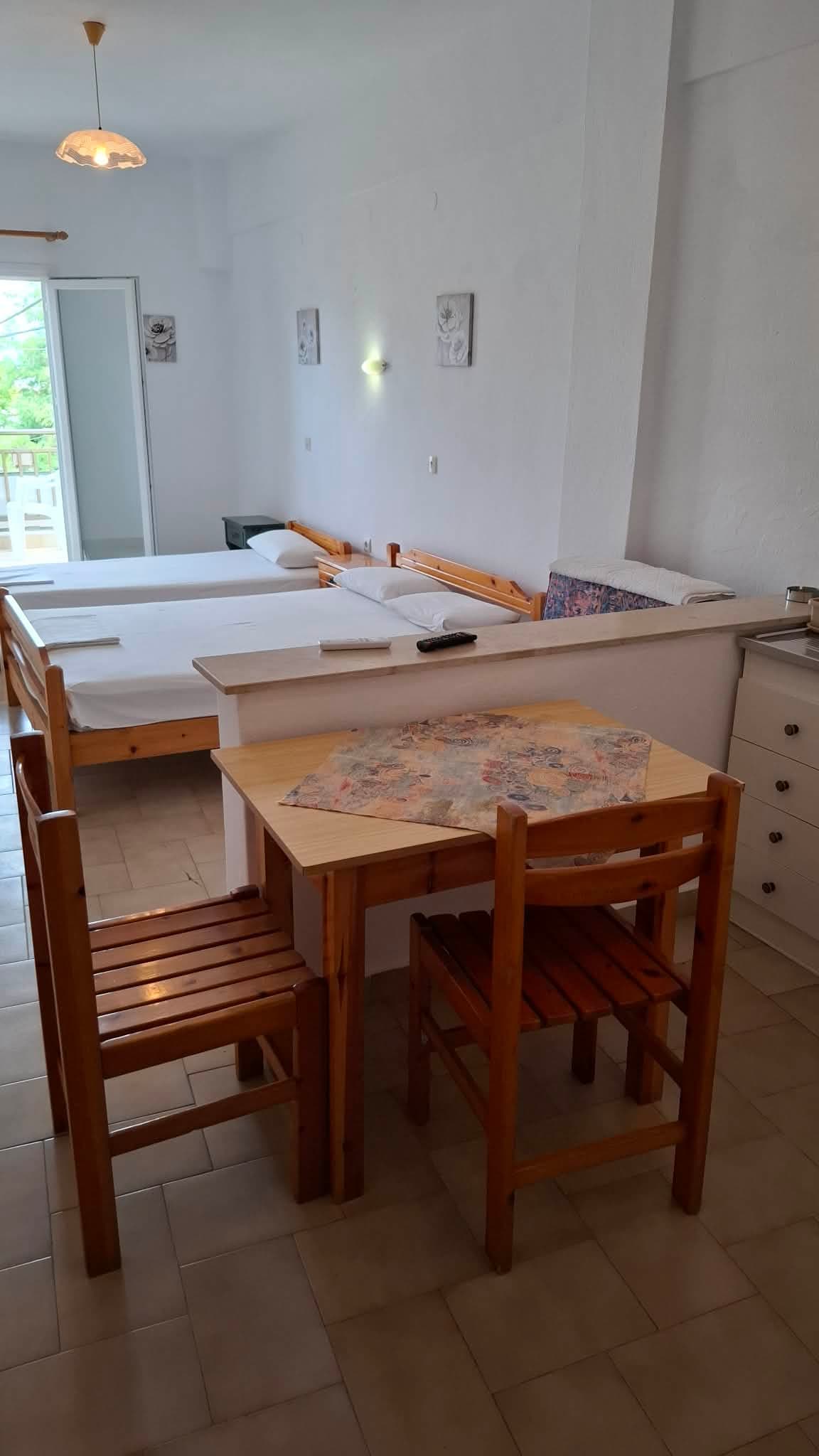 Room Number 4 Interiors